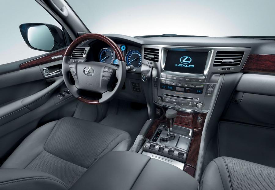  Lexus LX570 2008 года  (фото 19 из 221)